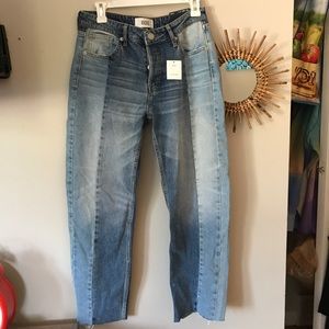 BDG Jessye Mid Rise True Straight Jeans